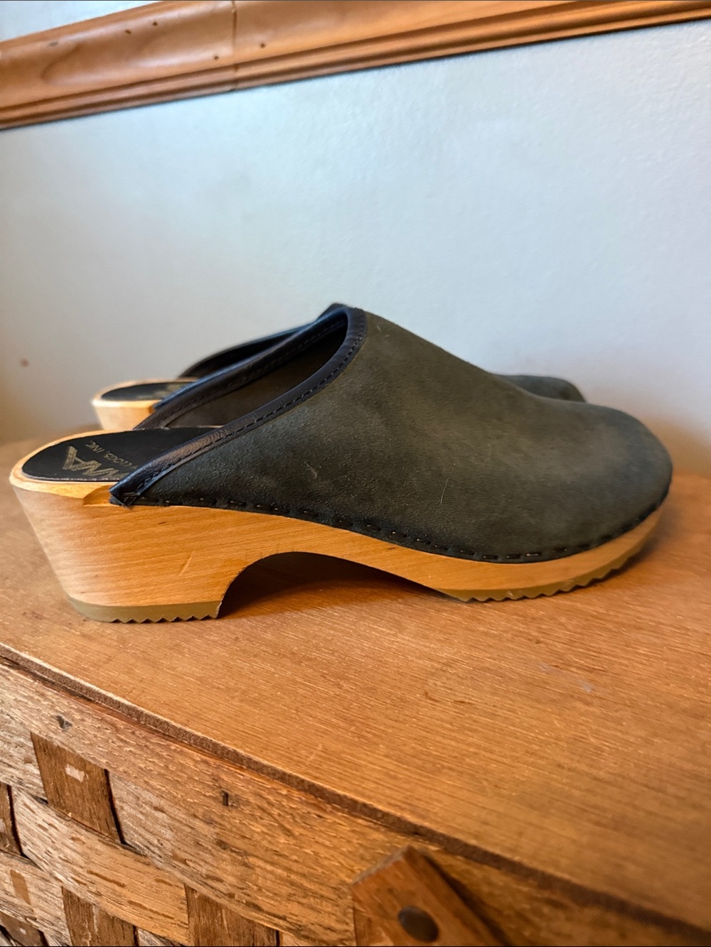 VTG Anna by Swedish Clogs Blue Suede Wood Clog Mules 9